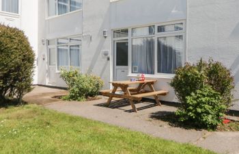 Dolphin Chalet Holiday Cottage