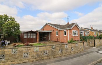 The Corner Bungalow Holiday Home