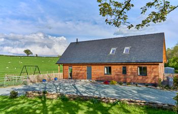 Holly Lodge Holiday Cottage