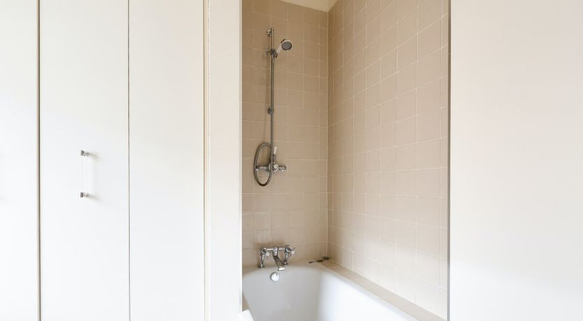 Photo of Maclise Road