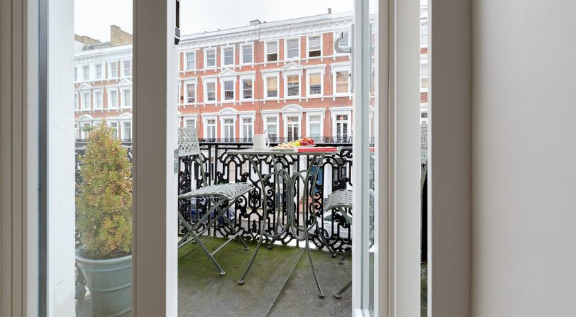 Photo of Maclise Road