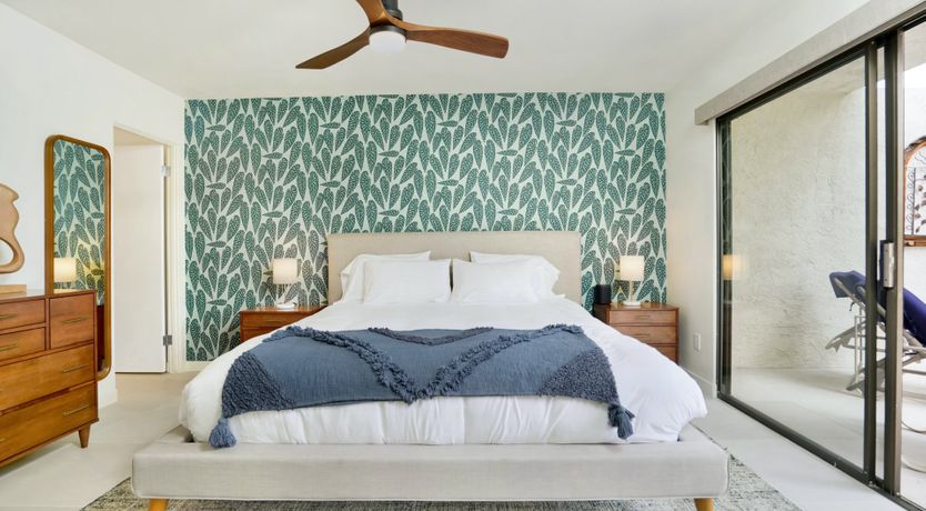 Photo of City & Desert