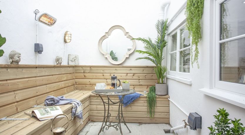 Photo of The Elegant Estuary