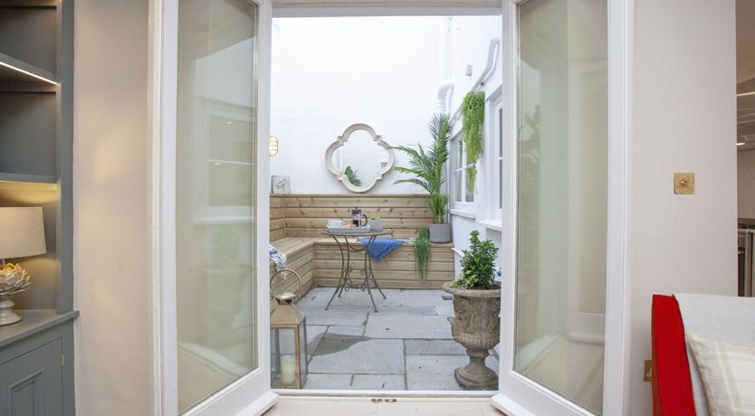 Photo of The Elegant Estuary