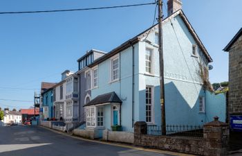 Arnant Holiday Cottage