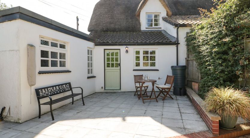 Photo of 1 Old Thatch