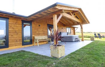 Bacheiddon Log Cabin Holiday Cottage