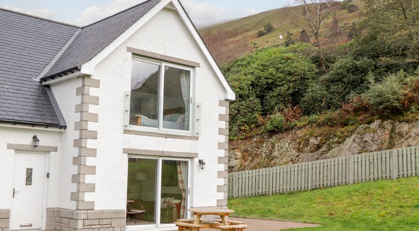 Photo of Lochside, 1 The Corries