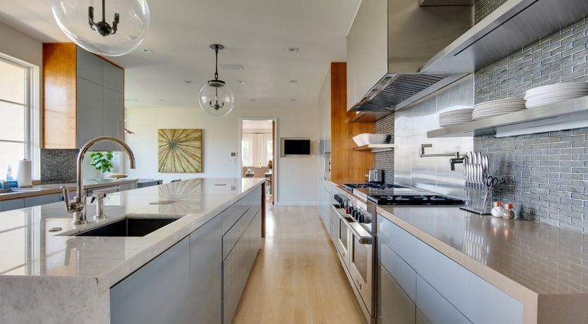 Photo of White Crest