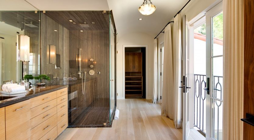 Photo of White Crest