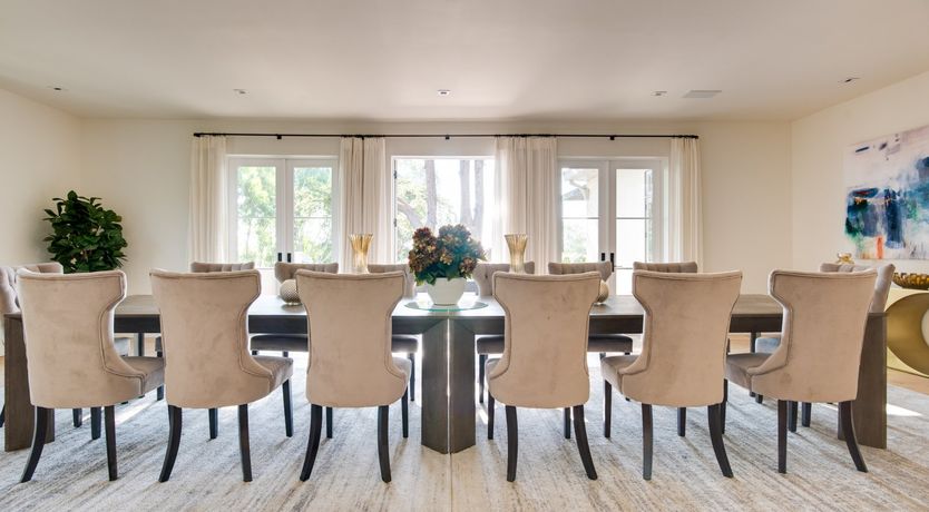 Photo of White Crest