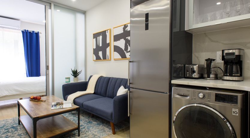 Photo of Van der Woodsen