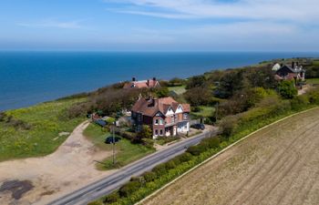 Ocean View Retreat Holiday Cottage