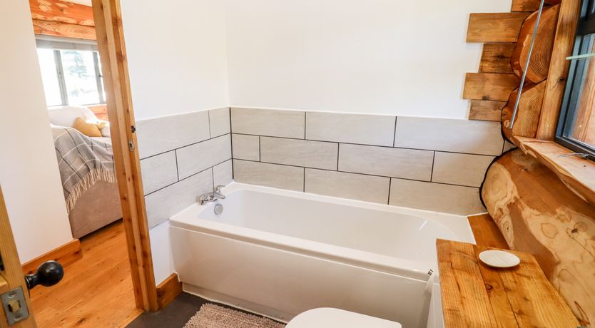 Photo of Douglas Cabin