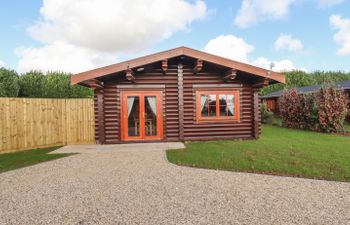 Maple Lodge Holiday Cottage