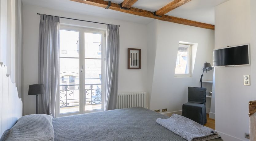 Photo of The Grey Stripes