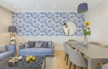 Belgravia Blue Apartment