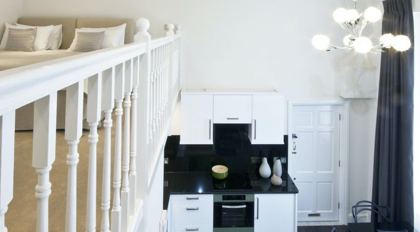 Photo of Savoir-Faire