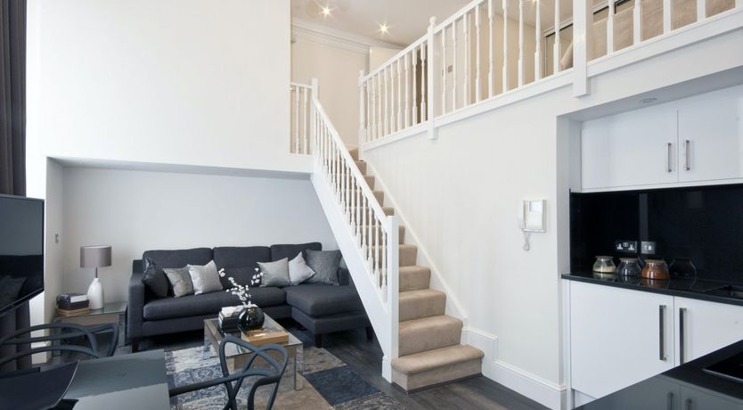 Photo of Savoir-Faire