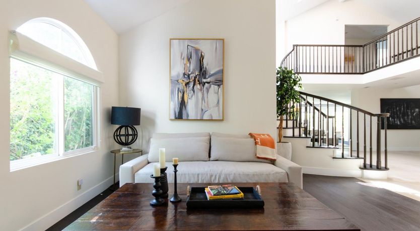 Photo of Poolside Botanica