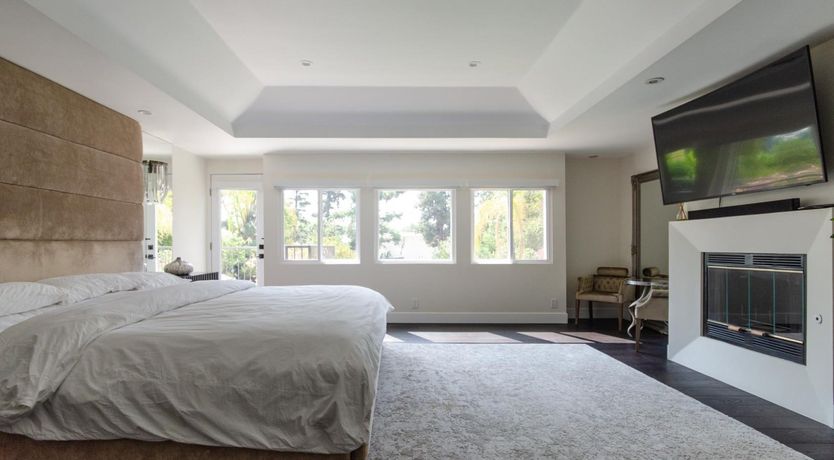 Photo of Poolside Botanica