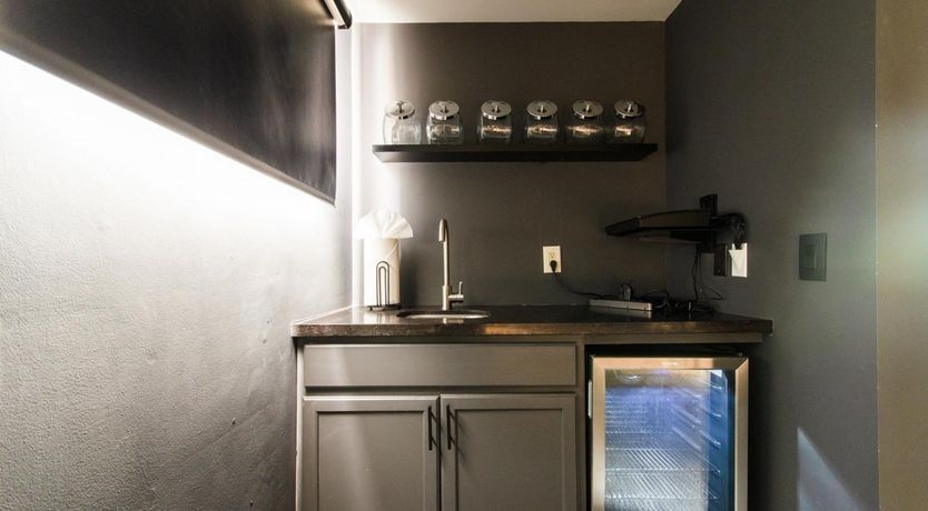 Photo of Poolside Botanica