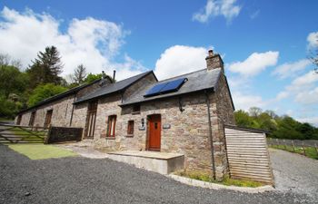 Group accommodation in the Brecon Beacon Holiday Cottage