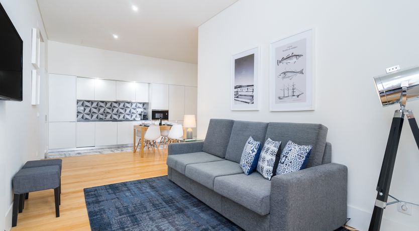 Photo of Porcelain Club