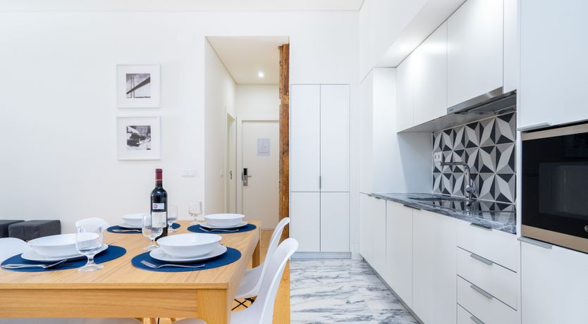 Photo of Porcelain Club