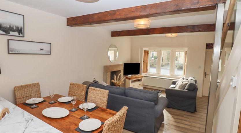 Photo of 1 Grosvenor Farm Cottages