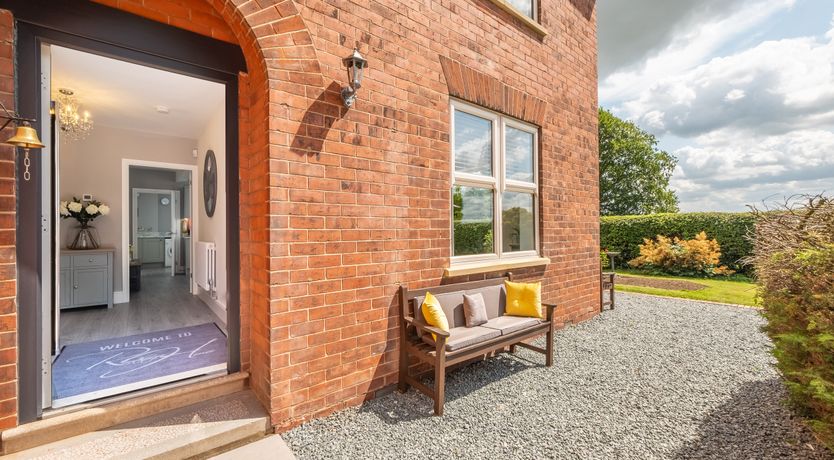 Photo of Routhorpe House
