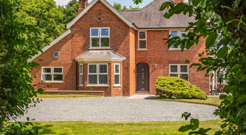 Photo of Routhorpe House