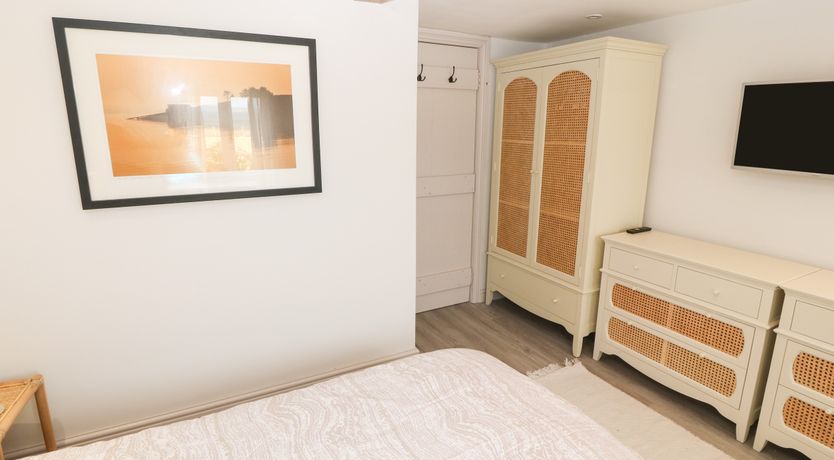 Photo of Sunstone (Garreg Haul)