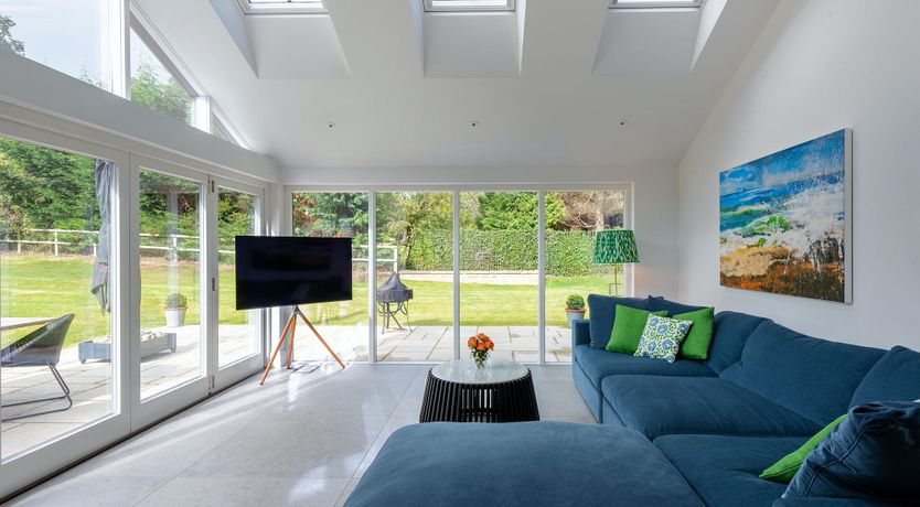 Photo of Horse & Carriage