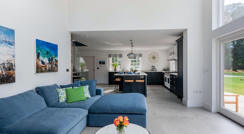 Photo of Horse & Carriage