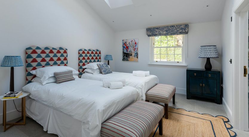 Photo of Horse & Carriage