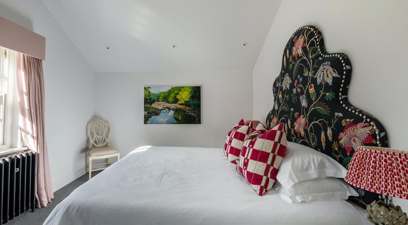 Photo of Horse & Carriage