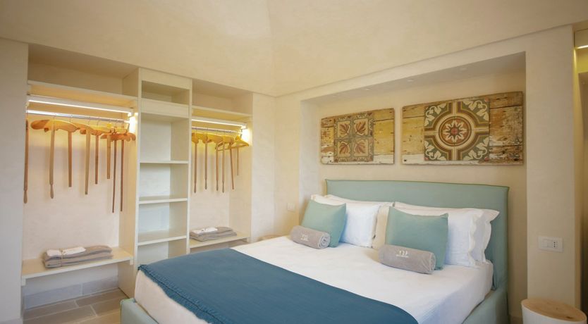 Photo of Tiles & Terracotta