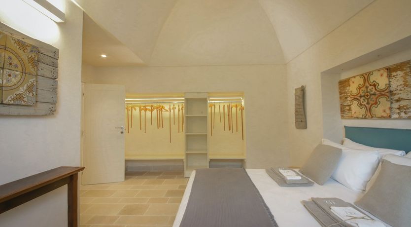 Photo of Tiles & Terracotta