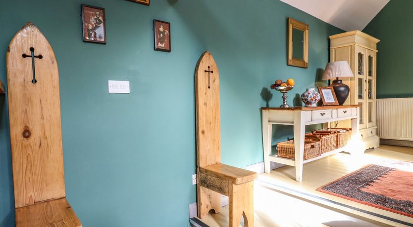 Photo of Nine Ladies