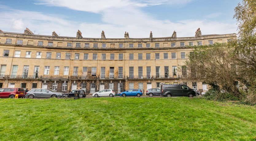 Photo of Regency Crescent