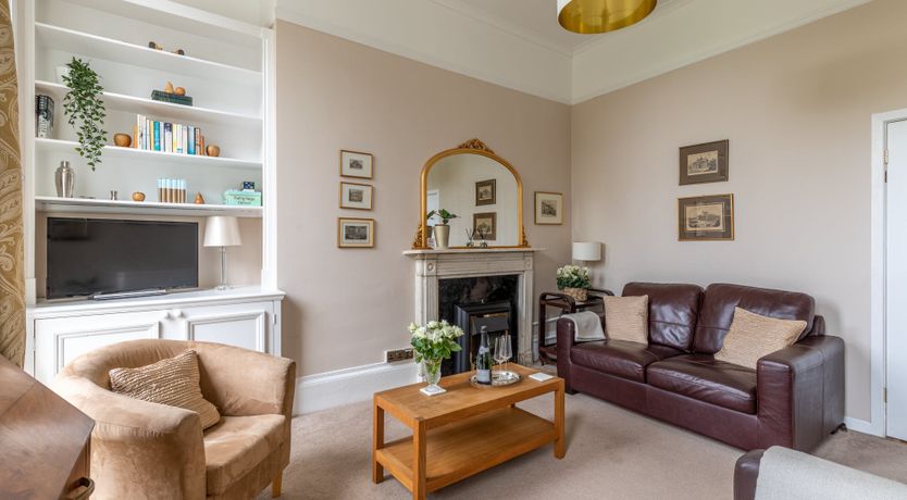 Photo of Regency Crescent