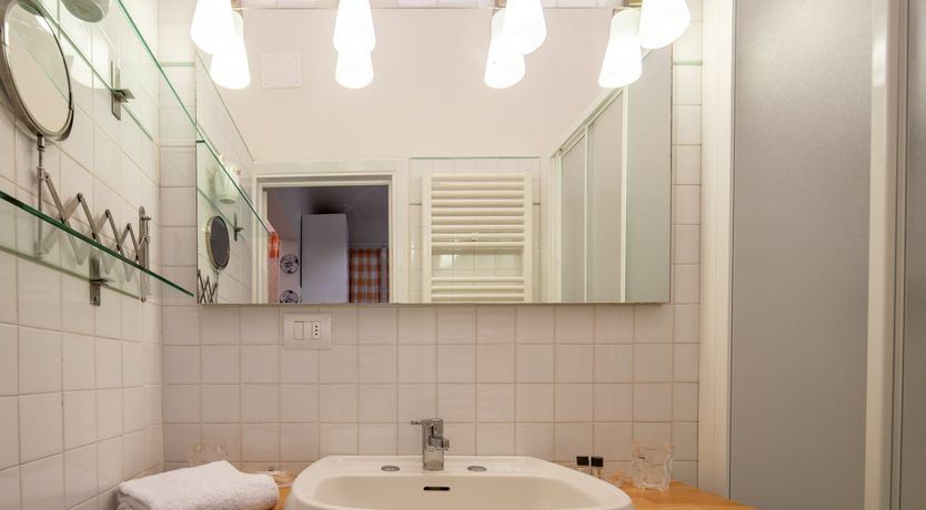 Photo of Gold Lilium