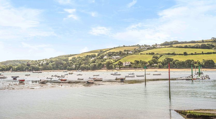 Photo of Harbour Breeze