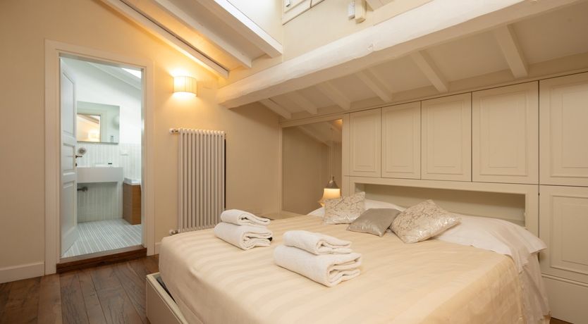 Photo of Galileo Magnifico