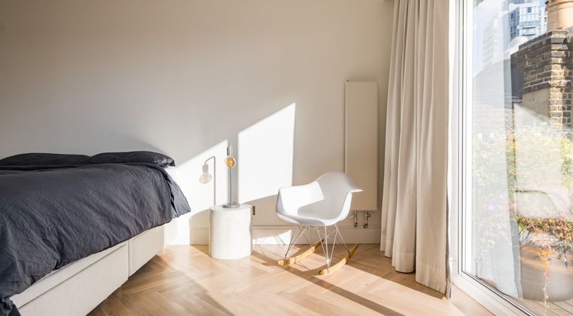 Photo of Nude Modern