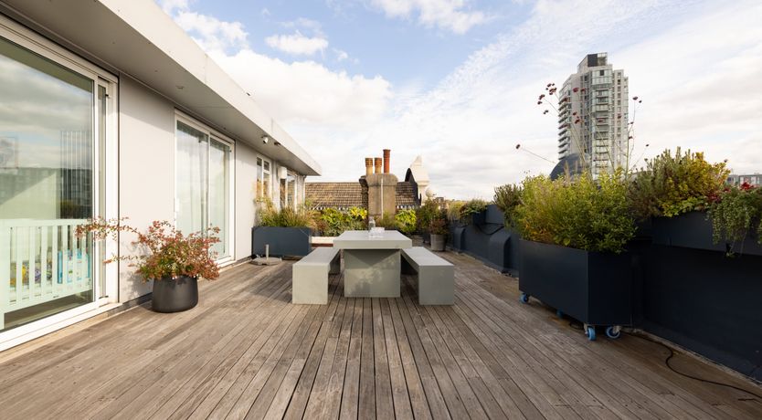 Photo of Nude Modern