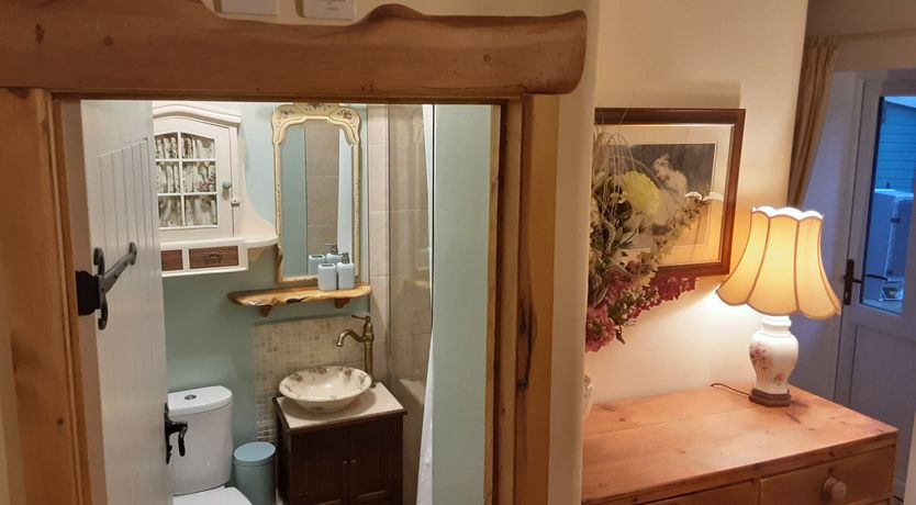 Photo of Quirky Cottage - Perfect exploring location