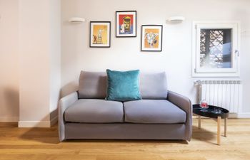 Over the Tiber Apartment