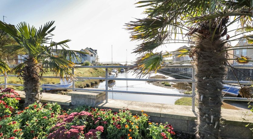 Photo of Harbour View